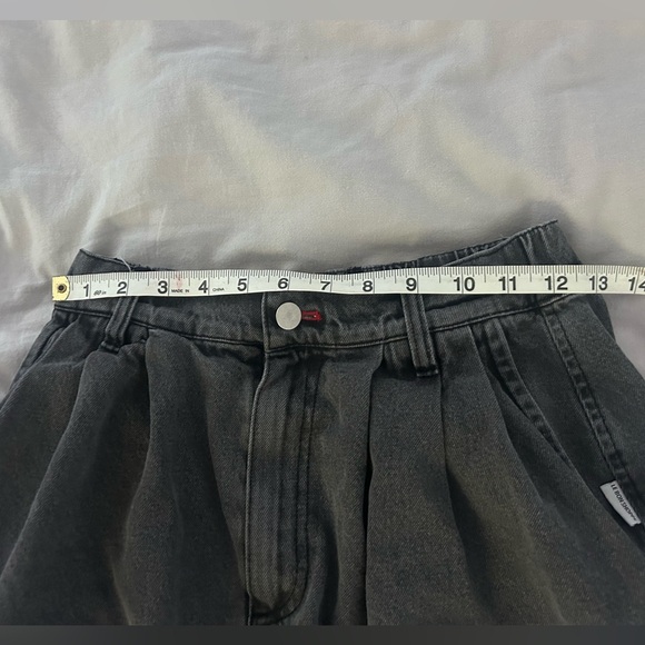 Elegant Charcoal A-Line Skirt - Picture 5 of 7